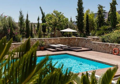Beachfront Villa with Infinity Pool - Photo 2